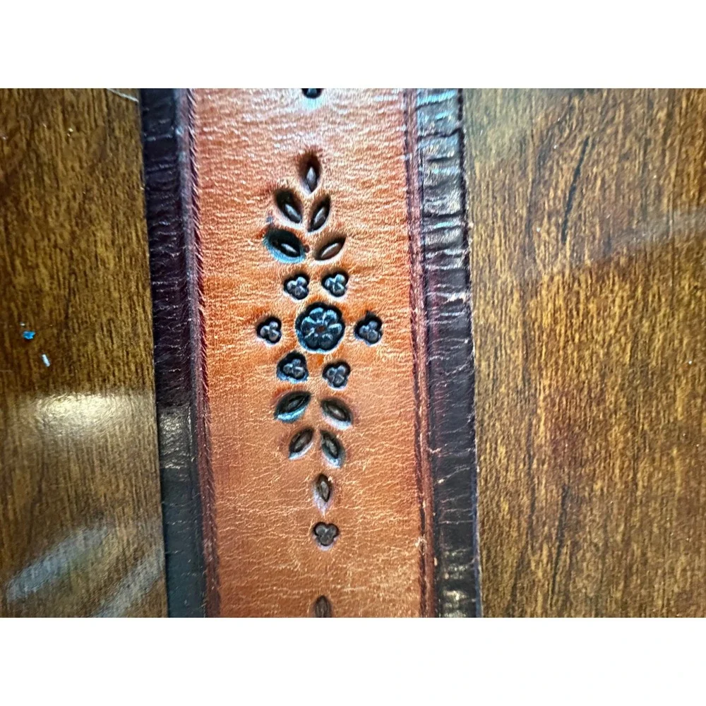 Vintage Hand Tooled Floral Leather Belt Strap Brown Western Boho 1.5 Inch Wide
